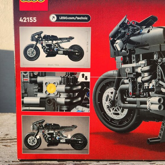 NEW LEGO Technic Batman BATCYCLE Set 42155 Motorcycle Collectible Toy Model Buil - Picture 14 of 16